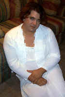 jennwhite3.JPG (34737 bytes)